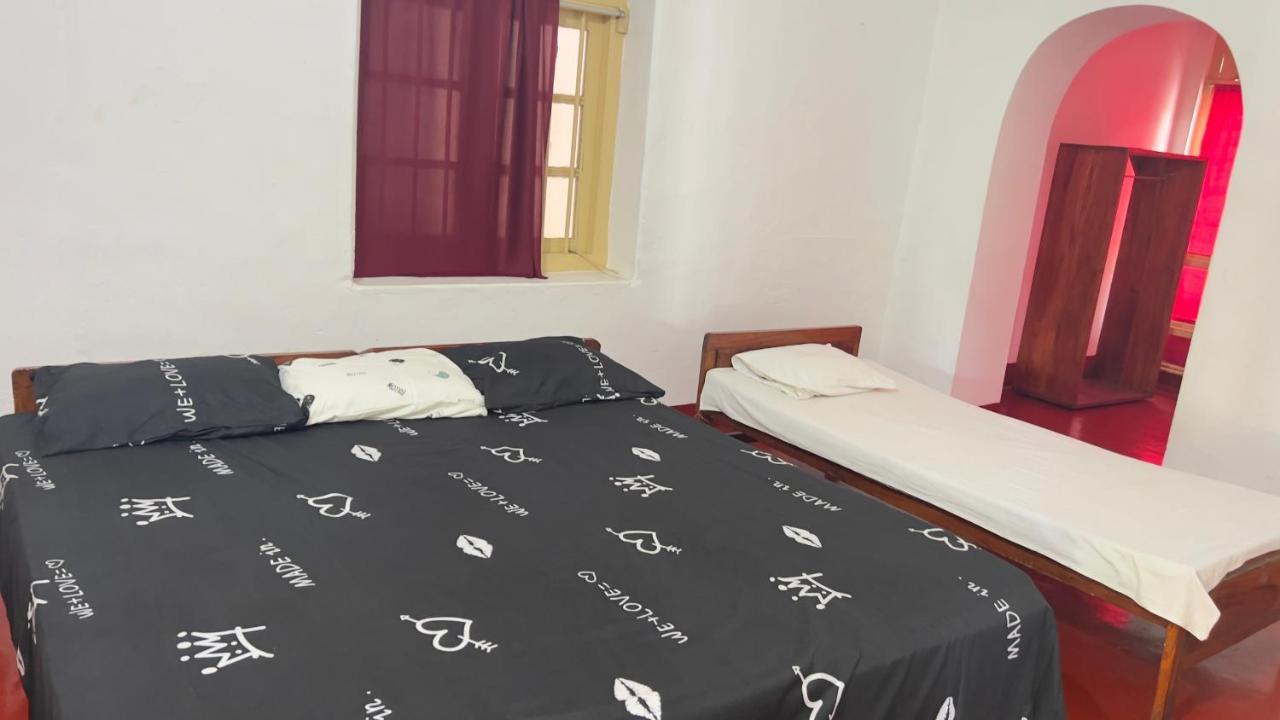 Hotel Resthouse Vavuniya Exterior foto